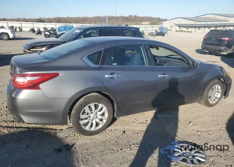 2017 Nissan Altima 2.5 из США, поврежденный, VIN 1N4AL3AP0HC172635